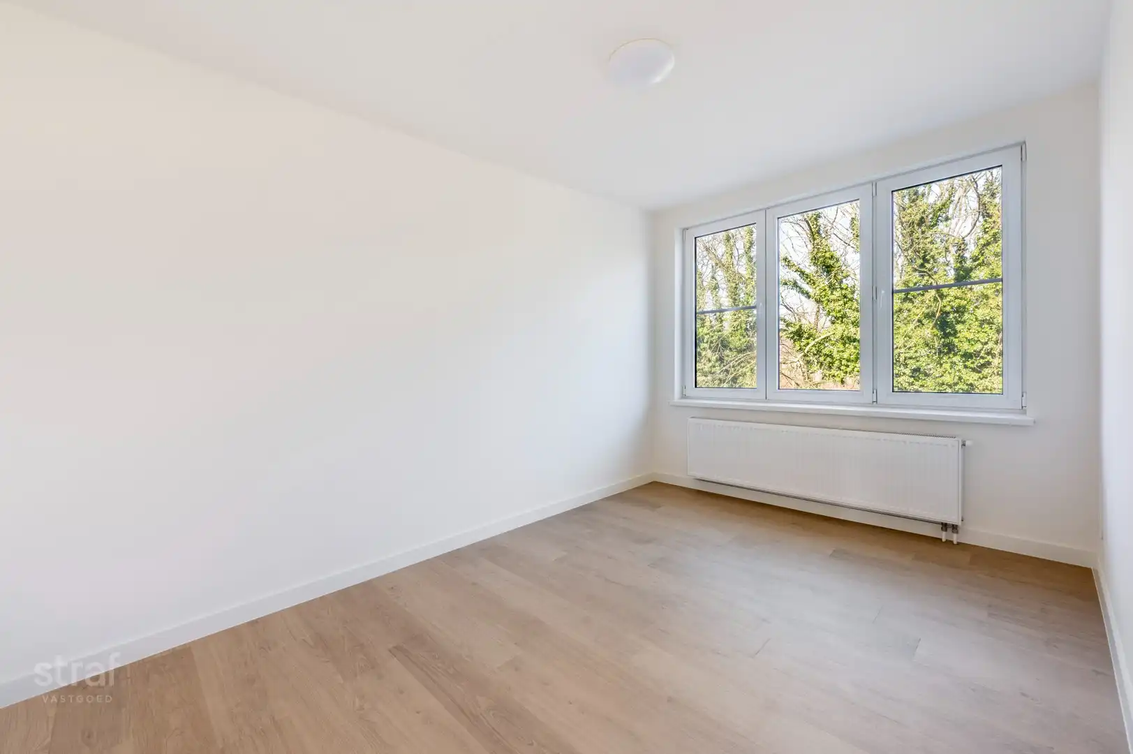 TE HUUR / Recent gerenoveerd 2 slpk appartement vlak bij het Galgenweel foto 9