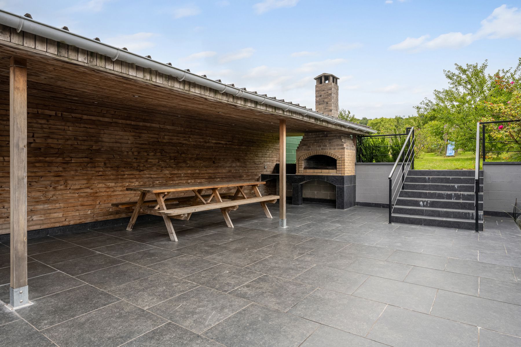Instapklare halfopen bebouwing met 4 slaapkamers foto 15