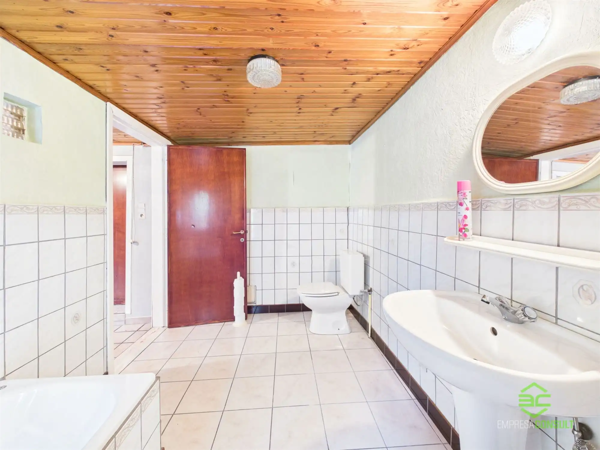 Centraal gelegen te renoveren woning in Kortenbos! foto 17