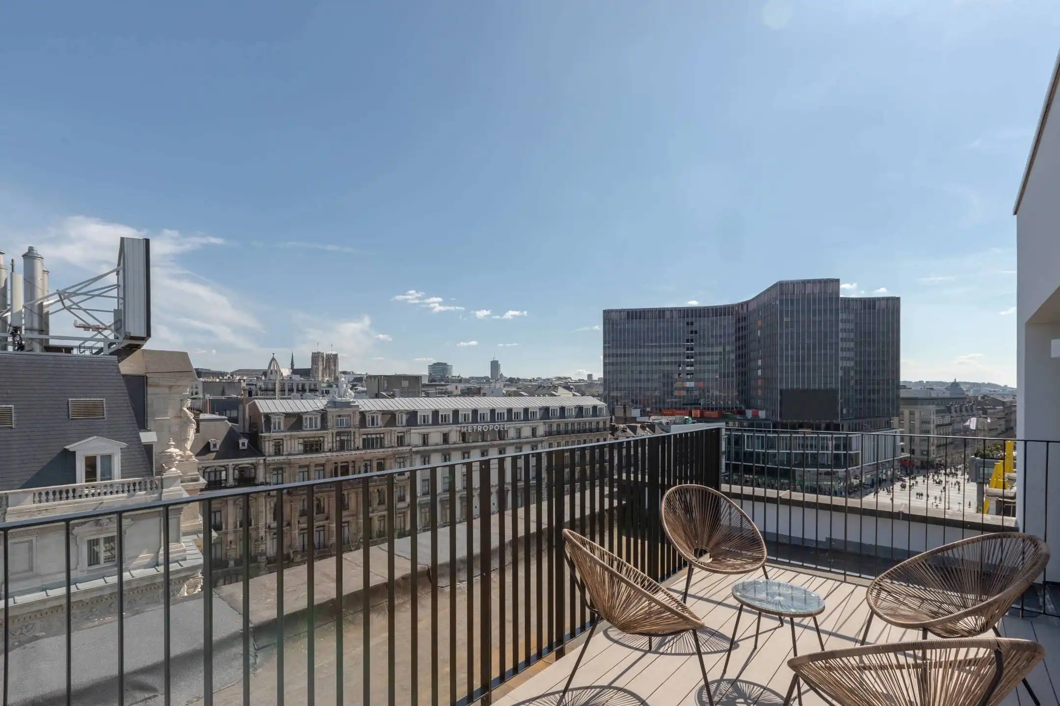 Centrum: Gemeubileerd appartement met 1 slaapkamer! foto {{pictureIndex}}