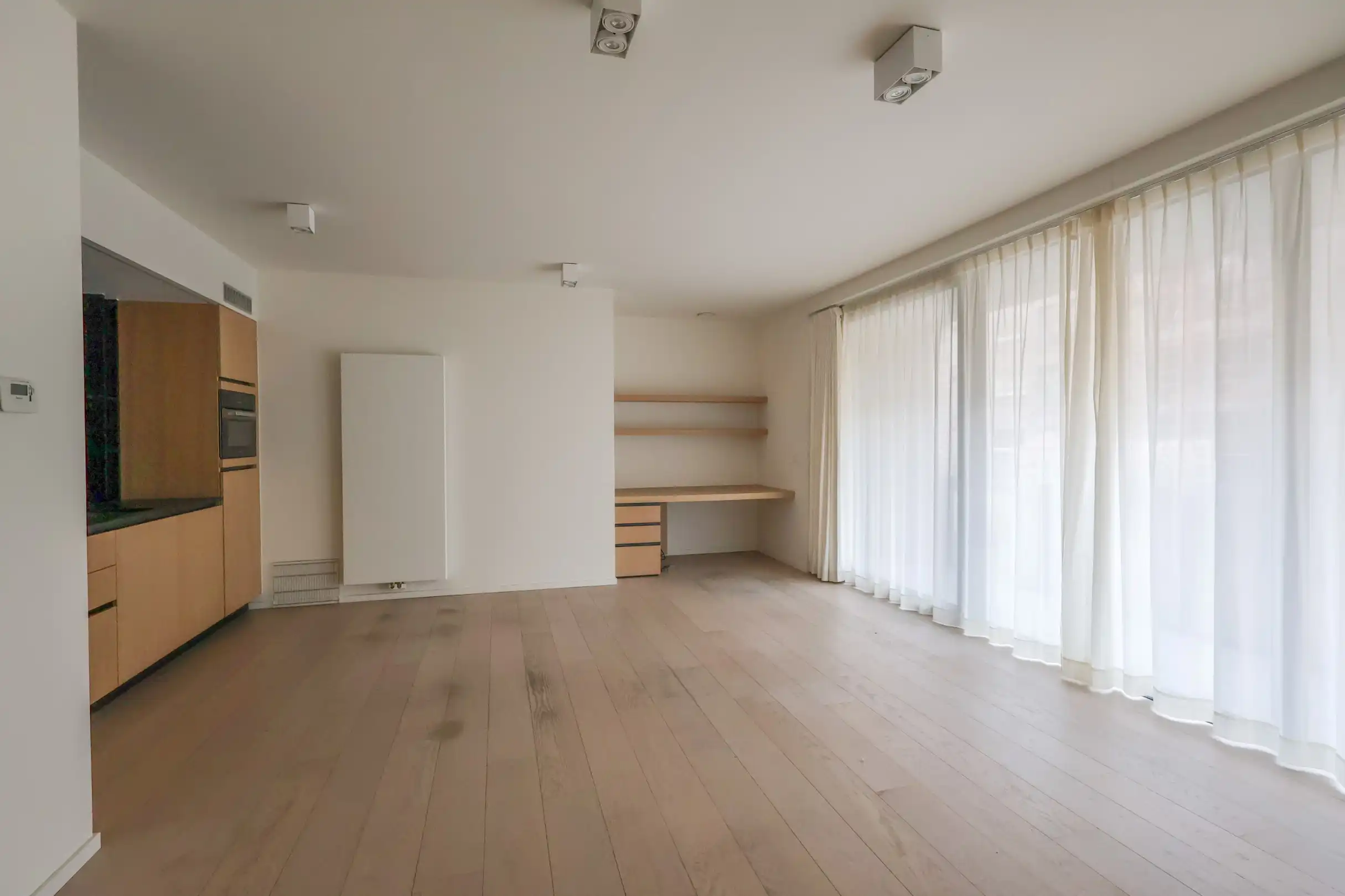 MODERNE ASSISTENTIEWONING IN OOSTDUINKERKE  foto {{pictureIndex}}