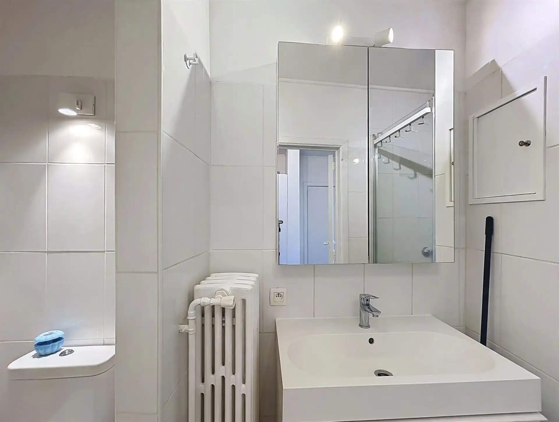 Uitstekend gelegen en gemeubeld 1 slaapkamer appartement foto 10