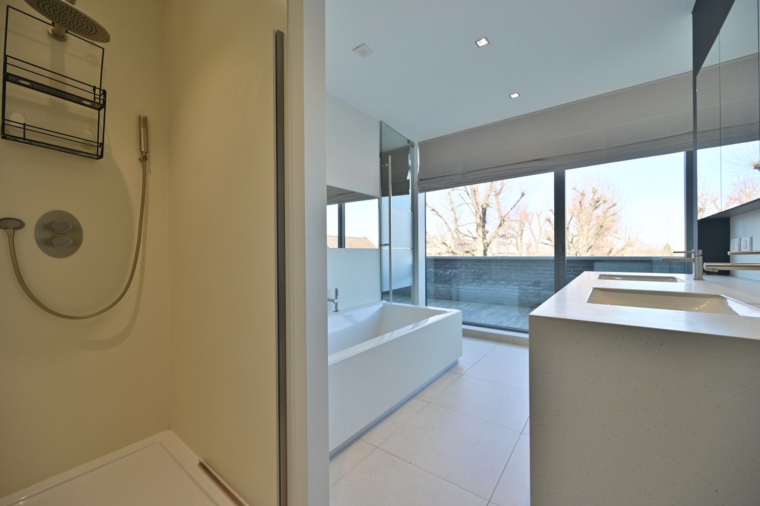 Schitterend penthouse van 185 m² gelegen op de 2de verdieping van een exclusieve residentie "Park Oud Rekem" in hartje Oud-Rekem te Lanaken. foto 19