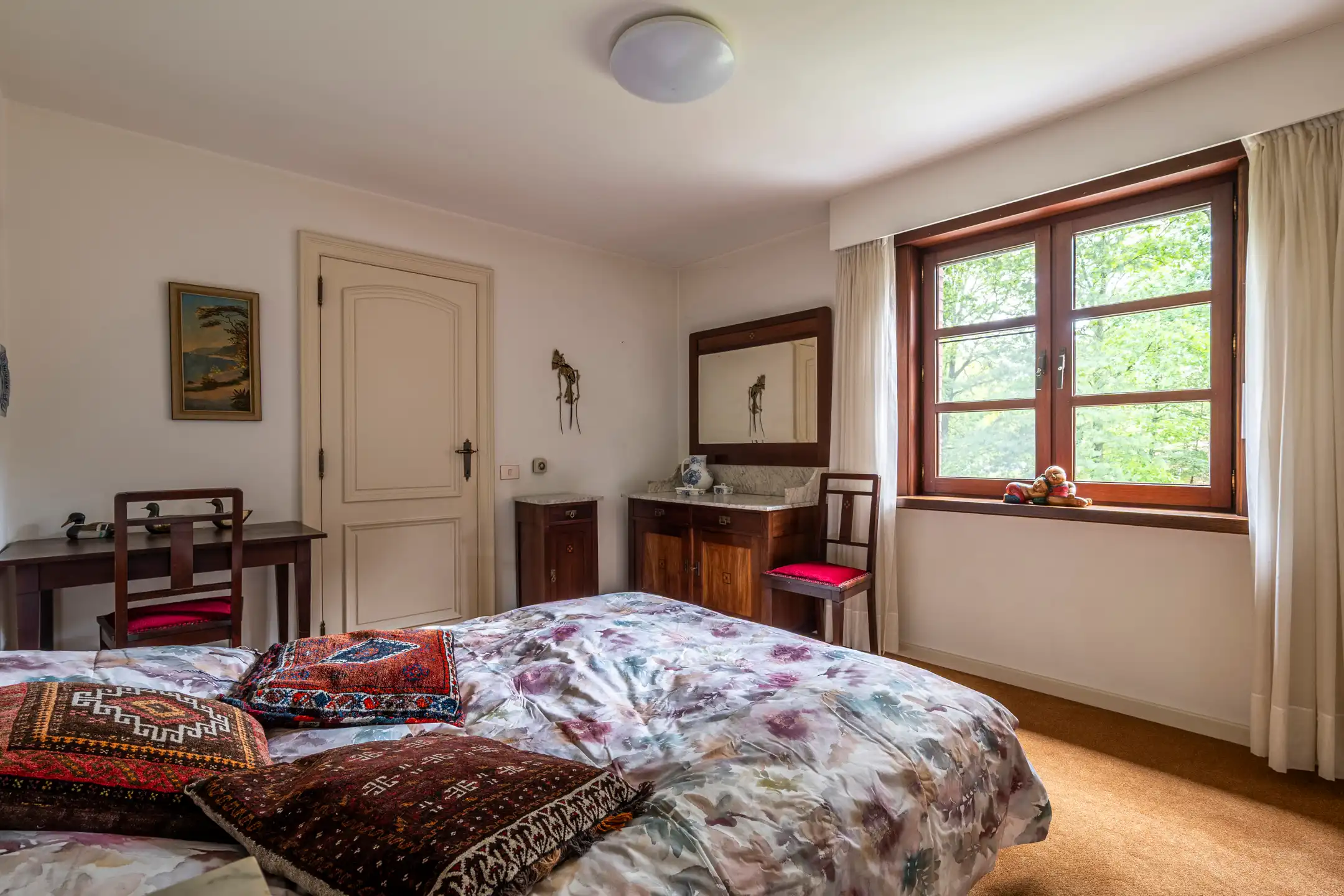 Ruime gezinswoning op prachtig perceel van ca. 1.972 m² foto 15