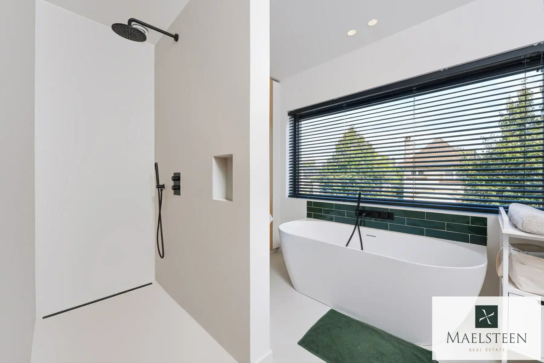 Top afgewerkte, instapklare villa op 1076 m² in Sint-Andries foto 54