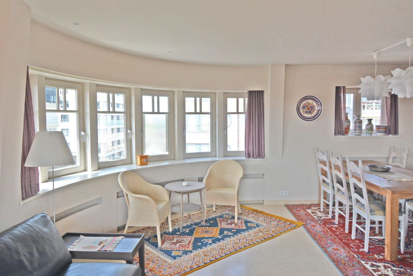 Stijlvol appartement met 4 gevels op een volledige 2e verdieping met lift in Duinbergen op 100m van de zee met zeezicht en inpandige garage foto 6