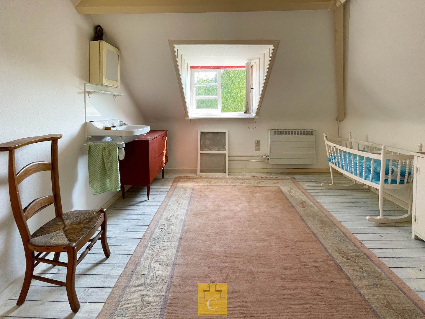 Karakterpand uit de late jaren ‘20 met zongerichte tuinpatio’s en authentiek achterhuis, onbetaalbaar uitzicht op een historische kloostertuin foto 24
