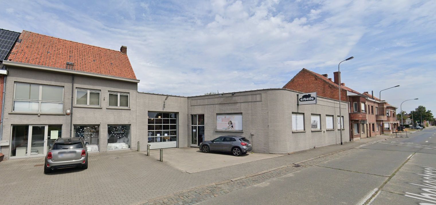 Veelzijdig bedrijfsgebouw met grote tuin en centrale ligging te Deerlijk foto 6