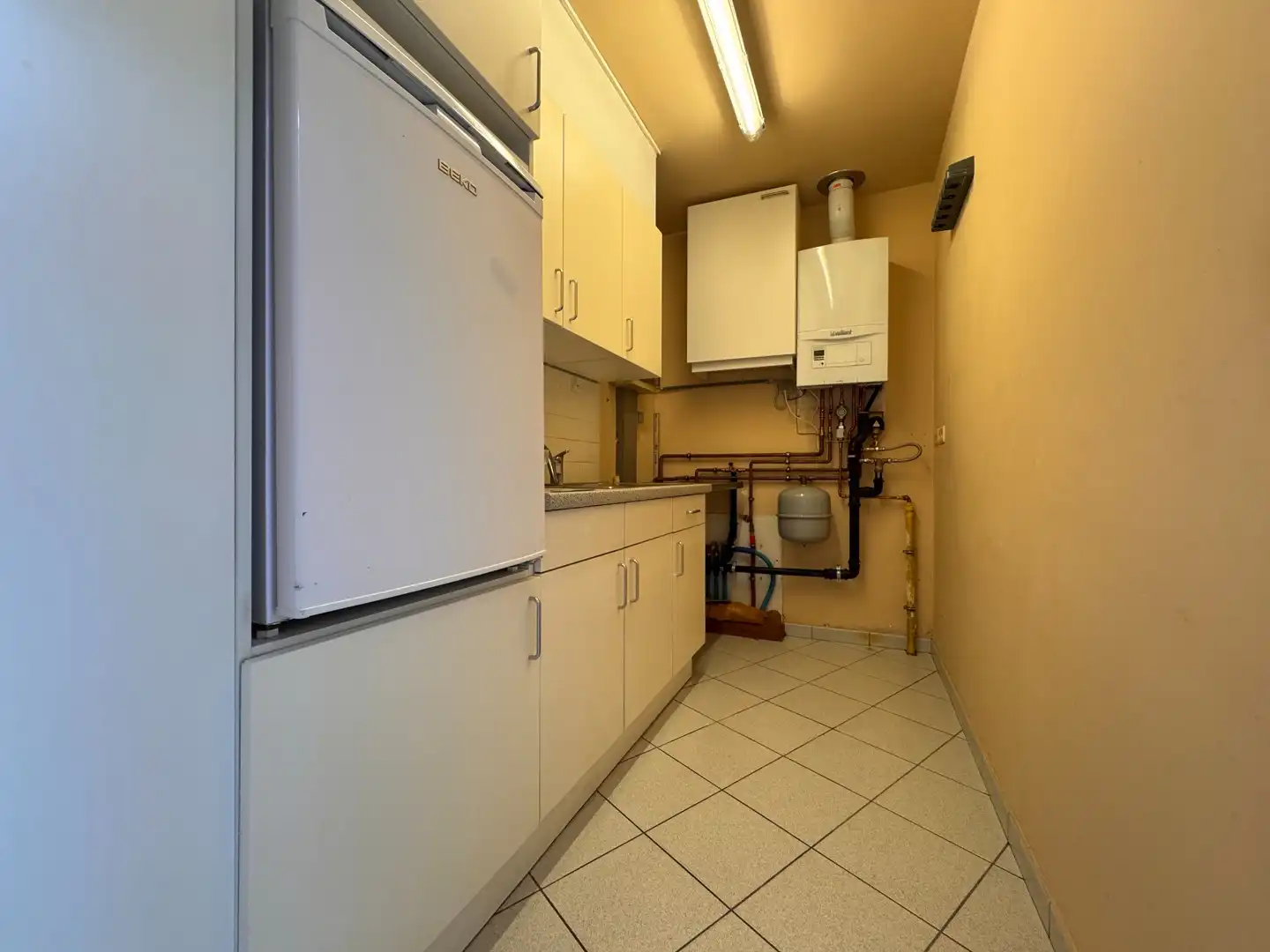 Handelspand met uitstekende visibiliteit te huur foto 11