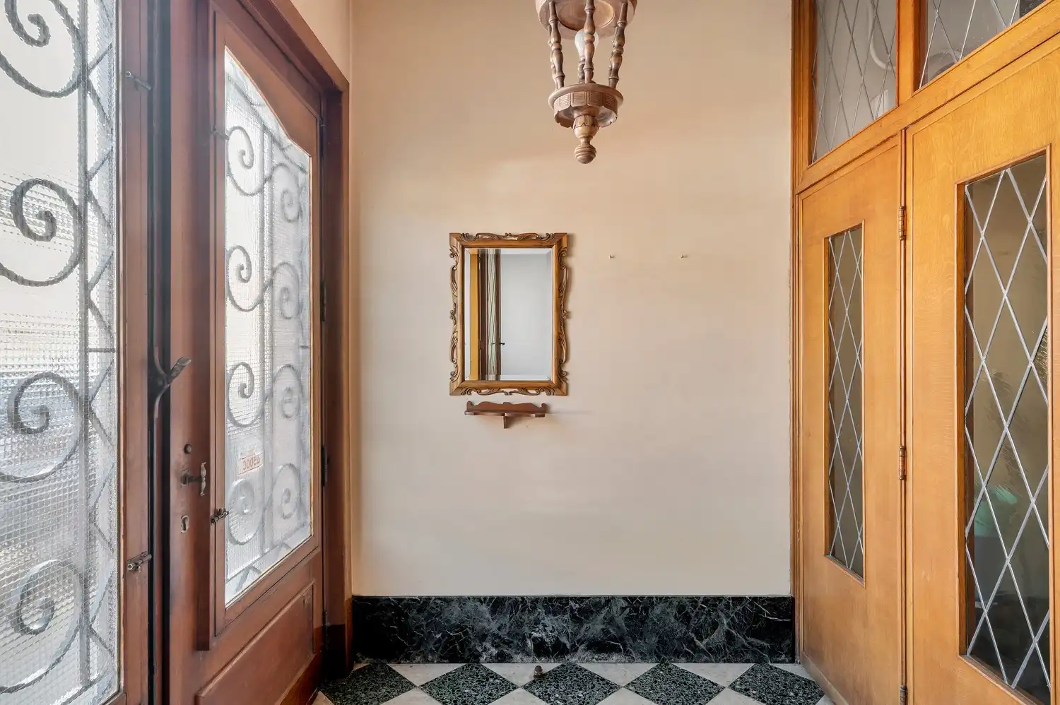 Charmante gezinswoning met grote tuin en eindeloze mogelijkheden! foto 3