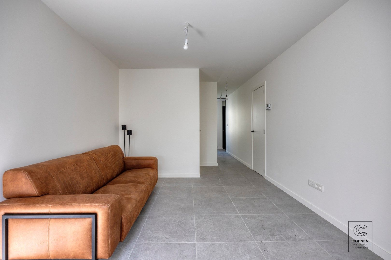 Charmant, volledig gerenoveerde woning met 2 slaapkamers te Turnhout! foto 6