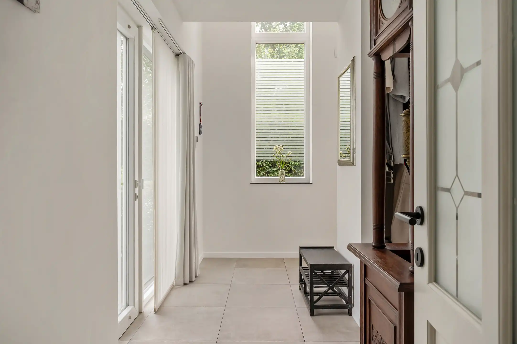 Moderne EPC A-villa op toplocatie nabij scholen en station, met prachtige tuin en privacy foto 4