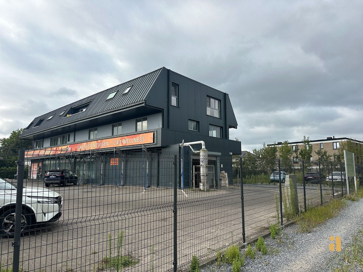 Creëer uw eigen thuis in dit lichtrijke casco appartement foto 21