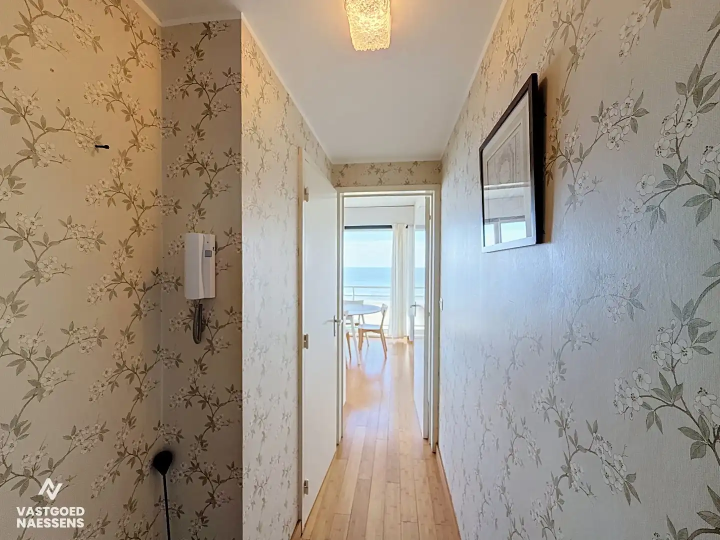 LICHTRIJKE STUDIO MET ZICHT OP ZEE EN TERRAS foto 5