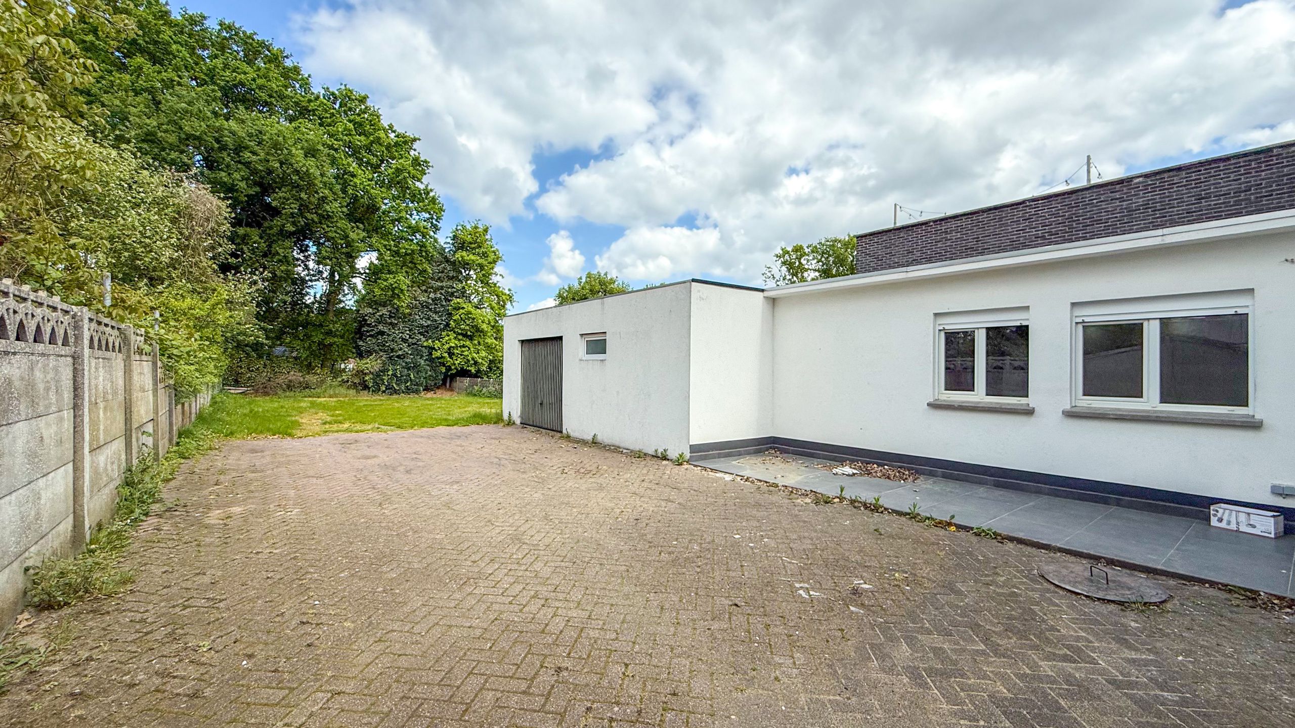 Vernieuwde ruime woning met 4slpks op 6are met gunstig EPC!  foto 28