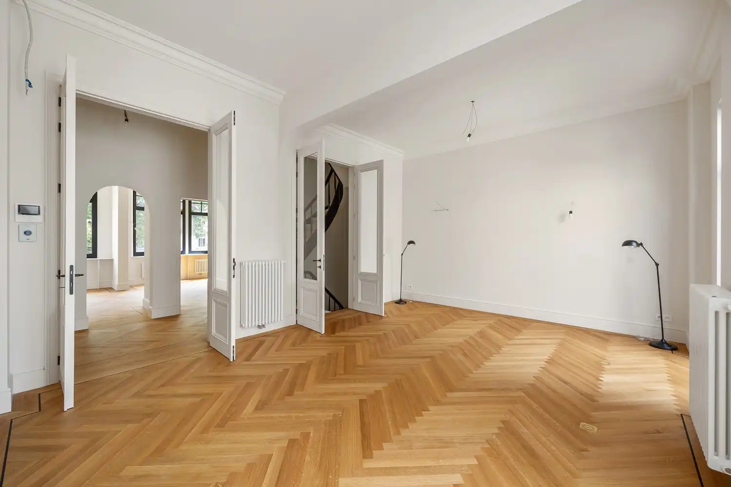 Prestigieuze en totaalgerenoveerde herenwoning. foto 16