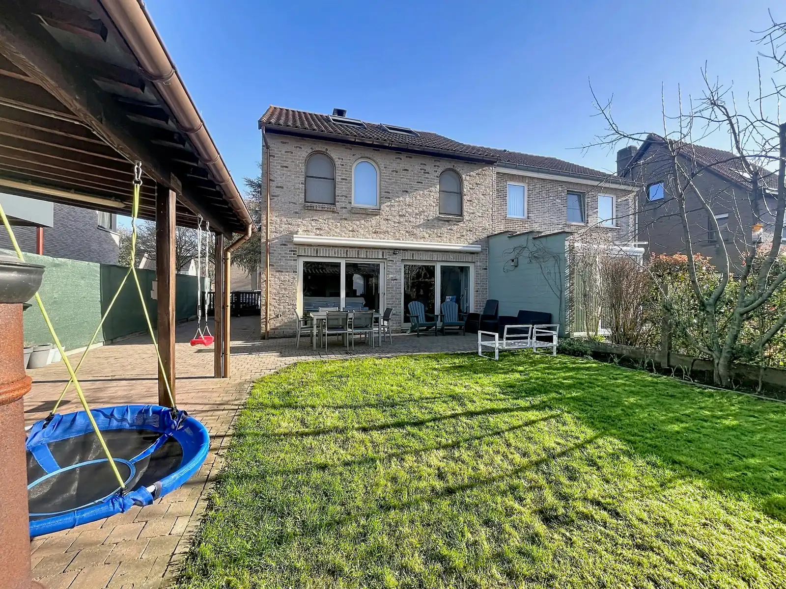 Rustig gelegen, energiezuinige HOB met 4 SLPK én tuin! foto 23