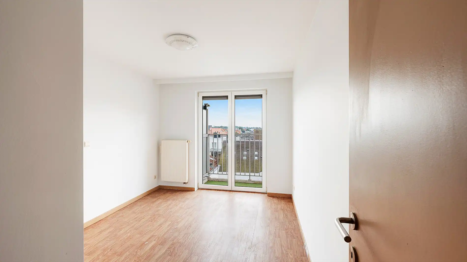Ruim, breed appartement (105m²) te koop foto 19