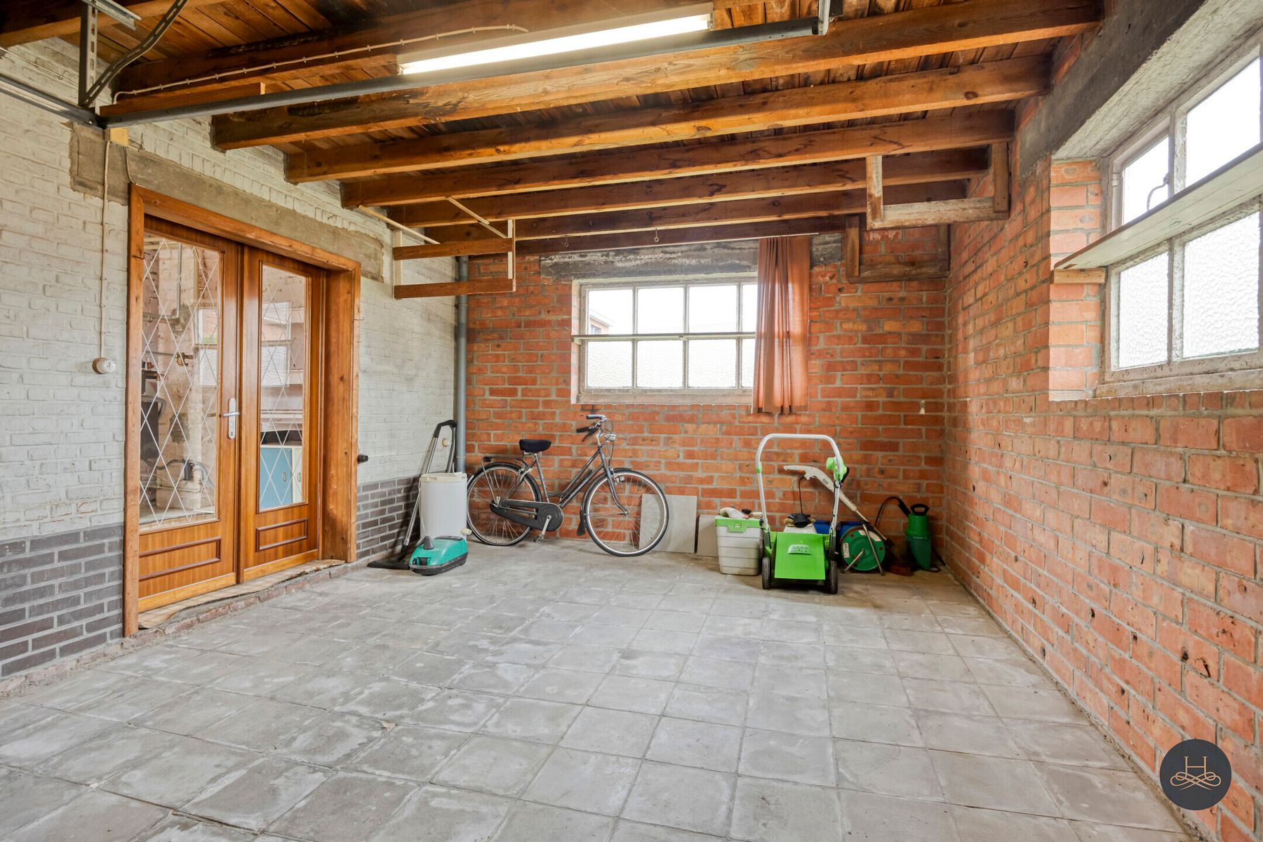 Charmante woning met gezellige tuin op toplocatie foto 25