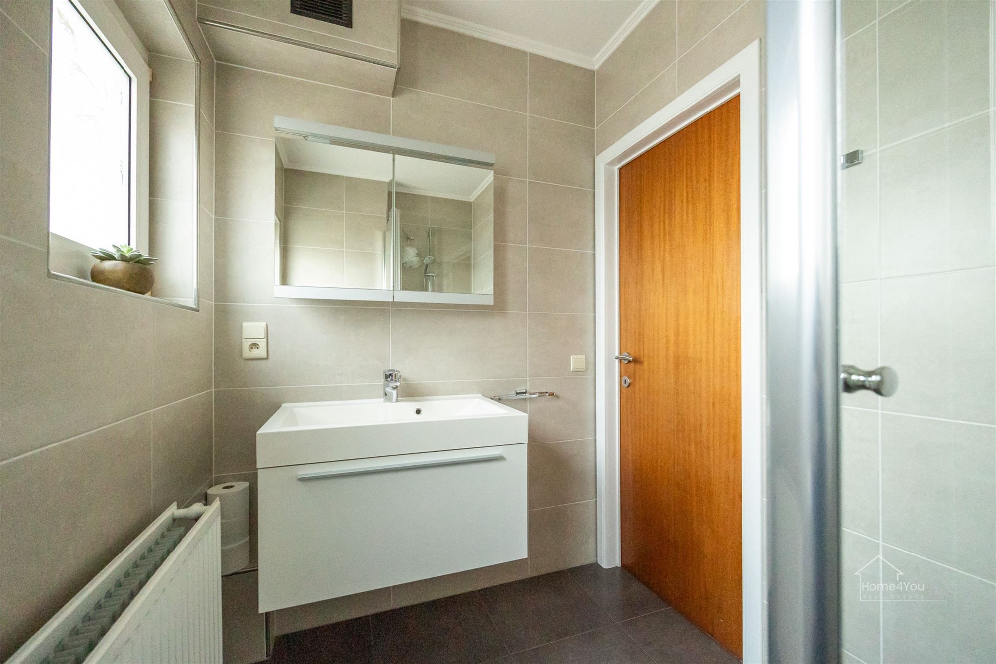 Instapklare Gezinswoning met 3 slaapkamers, Zuidtuin en EPC B label foto 18