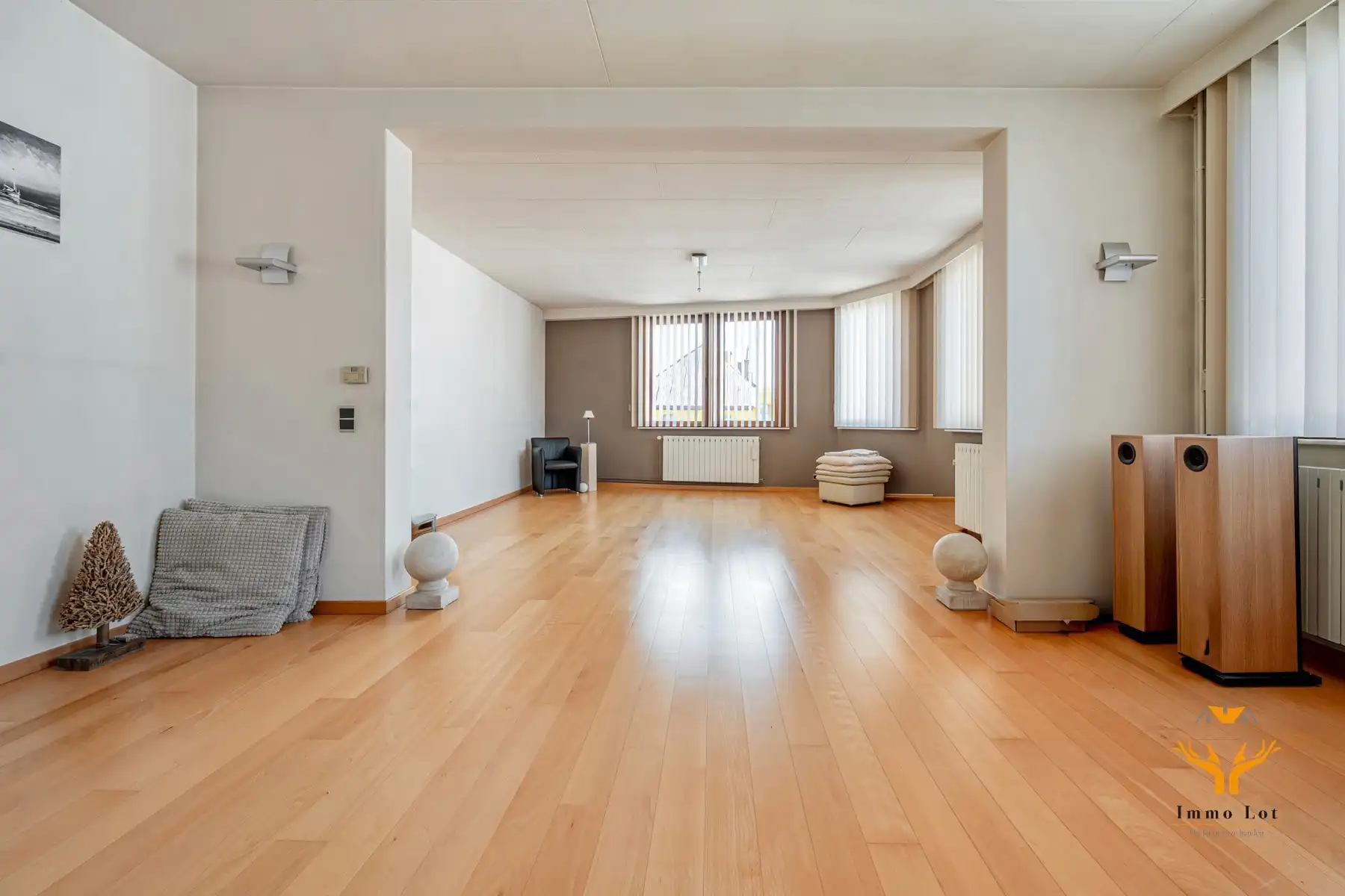 Zeer ruime woning in het centrum van Baasrode foto 3