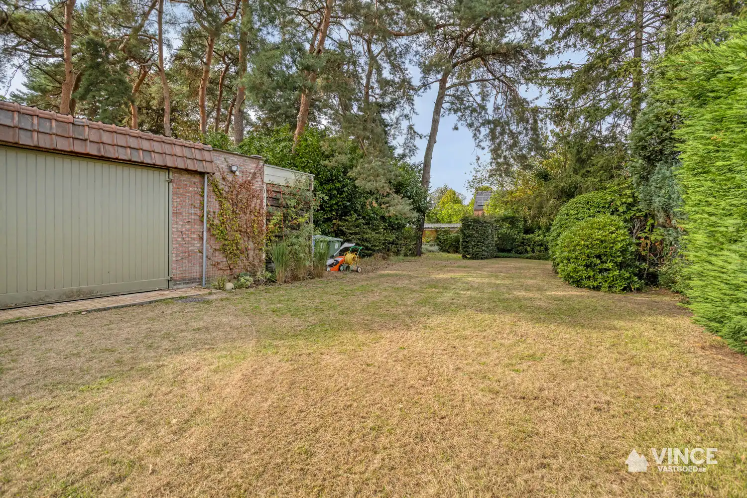Instapklare, half-open woning met tuin in hartje Mariaburg foto 25