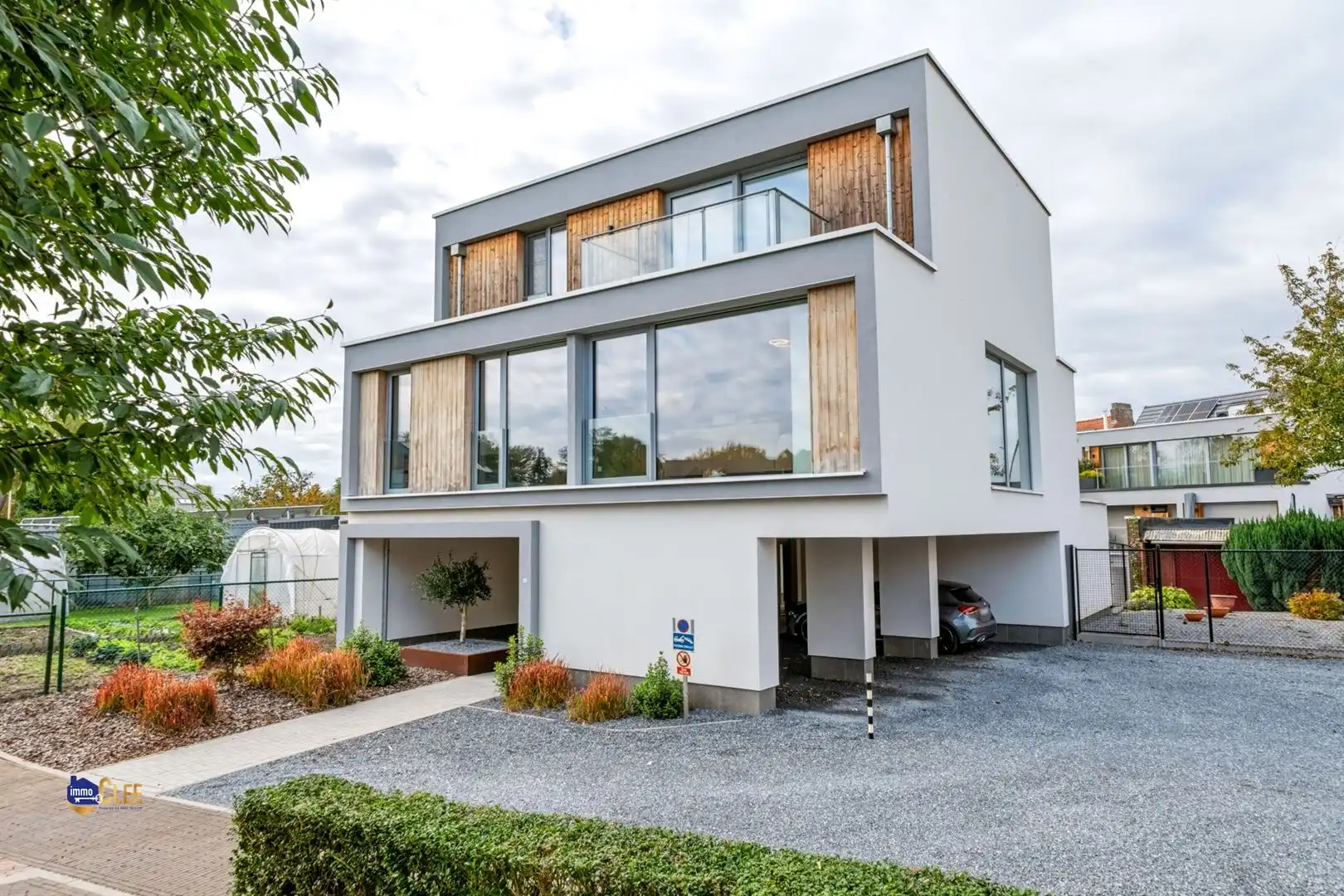 Lichtrijk en luxueus appartement met terras in het rustige Brustem foto 17