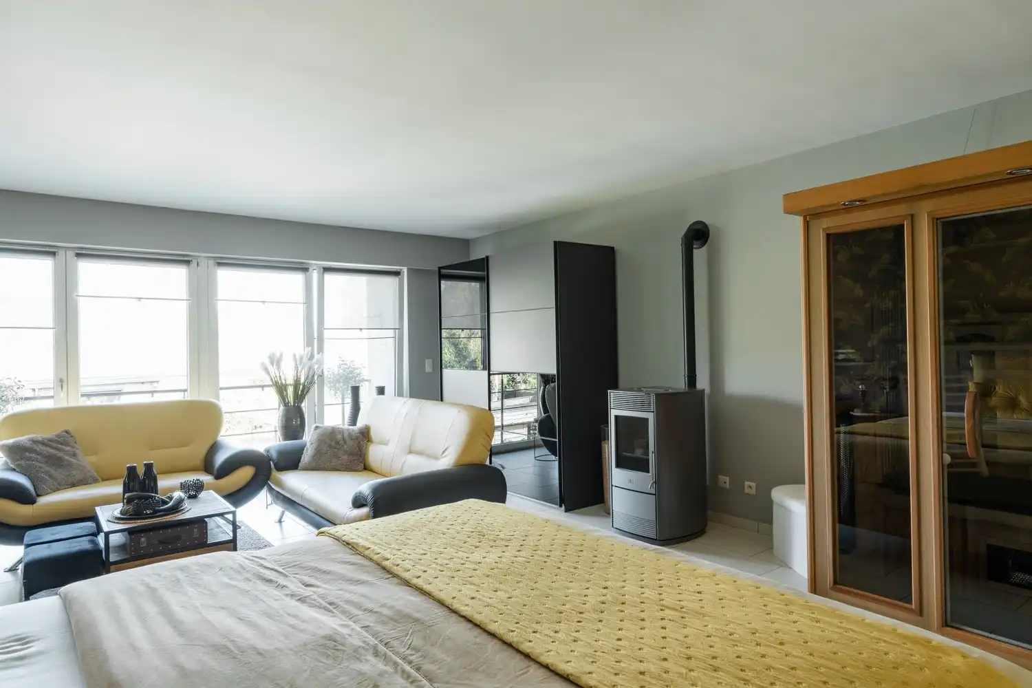 Zeer ruim appartement/stadswoning pal in het centrum van Pelt foto 24