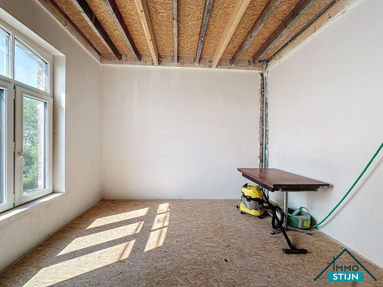 Charmante woning met drie slaapkamers foto 9