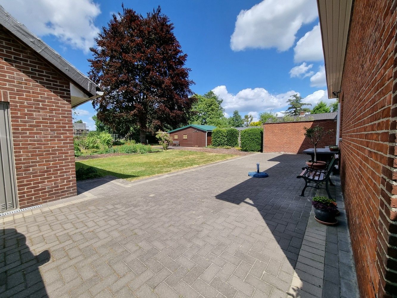 Zeer ruime, instapklare woning met 4 slpks op een prachtig perceel van 16a33ca foto 38