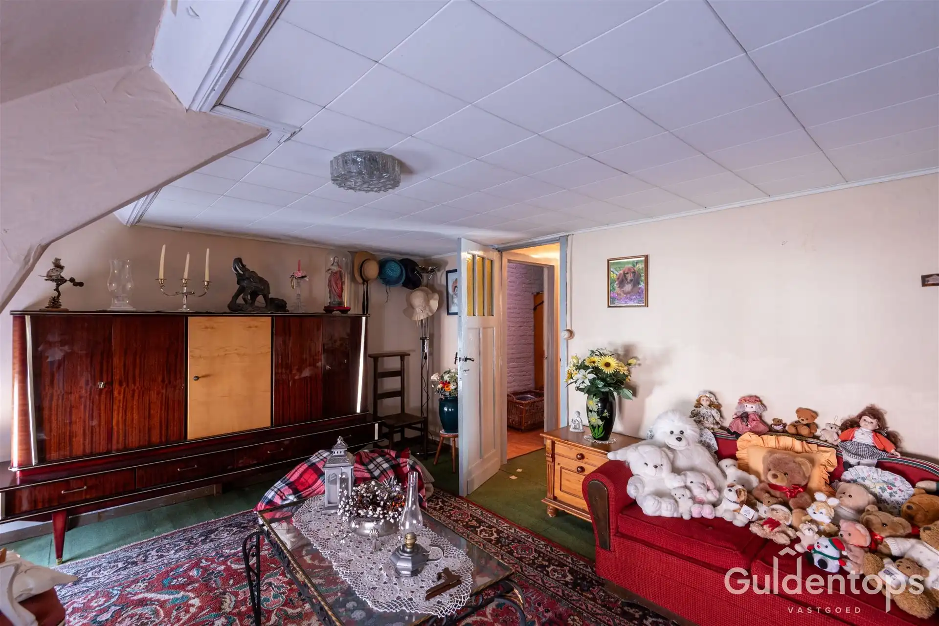 Zeer goed gelegen rijwoning foto 26