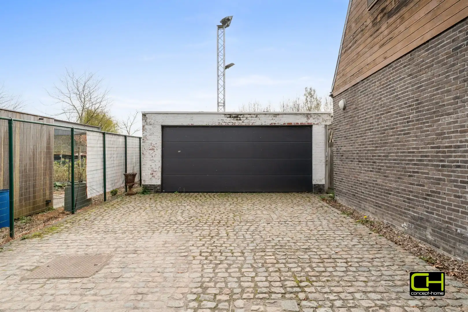 Ruime woning op een perceel van 4.949 m² te koop in Lievegem foto 31