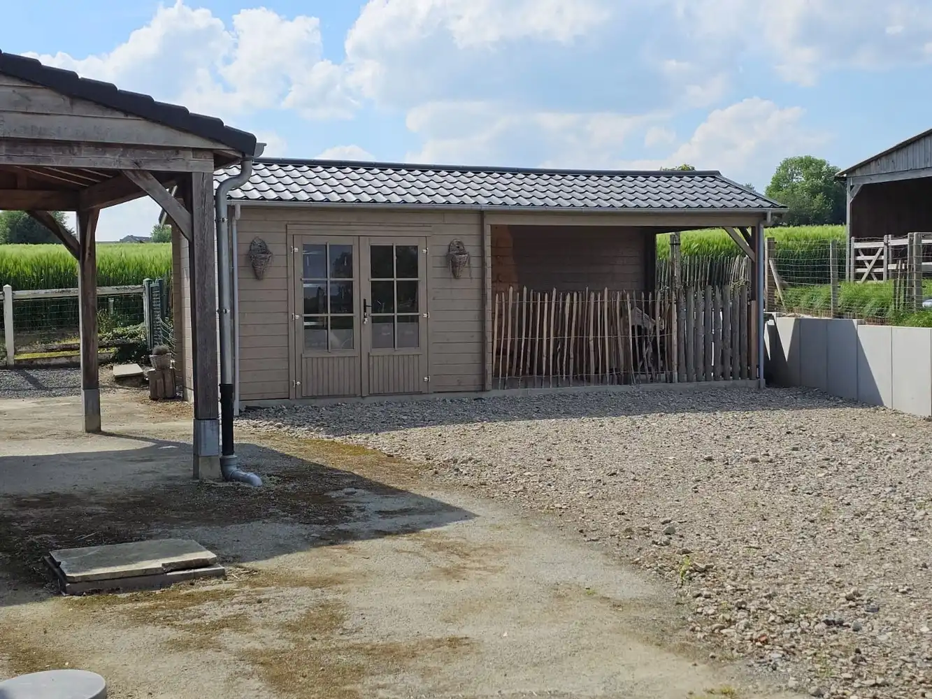 Uiterst rustig gelegen landhuis foto 8