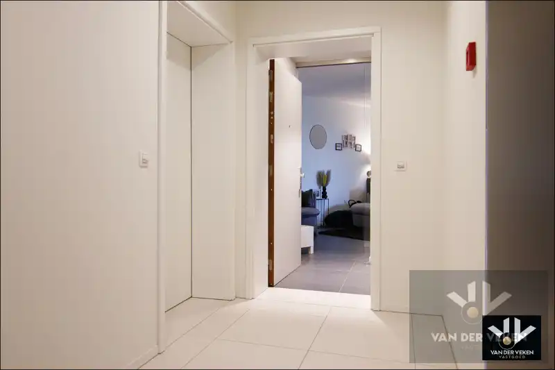 RECENT, KNAP AFGEWERKT APP ZUIDZICHT IV foto 3