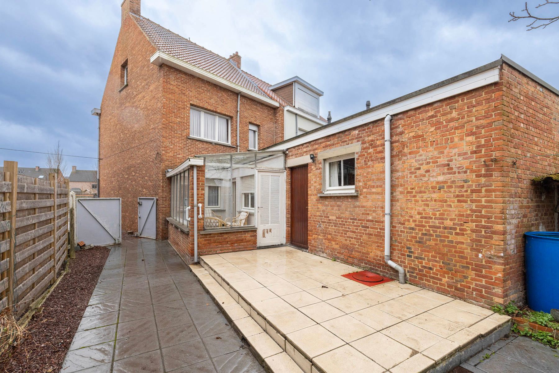 Te renoveren woning met o.a. 2 slaapkamers foto 20