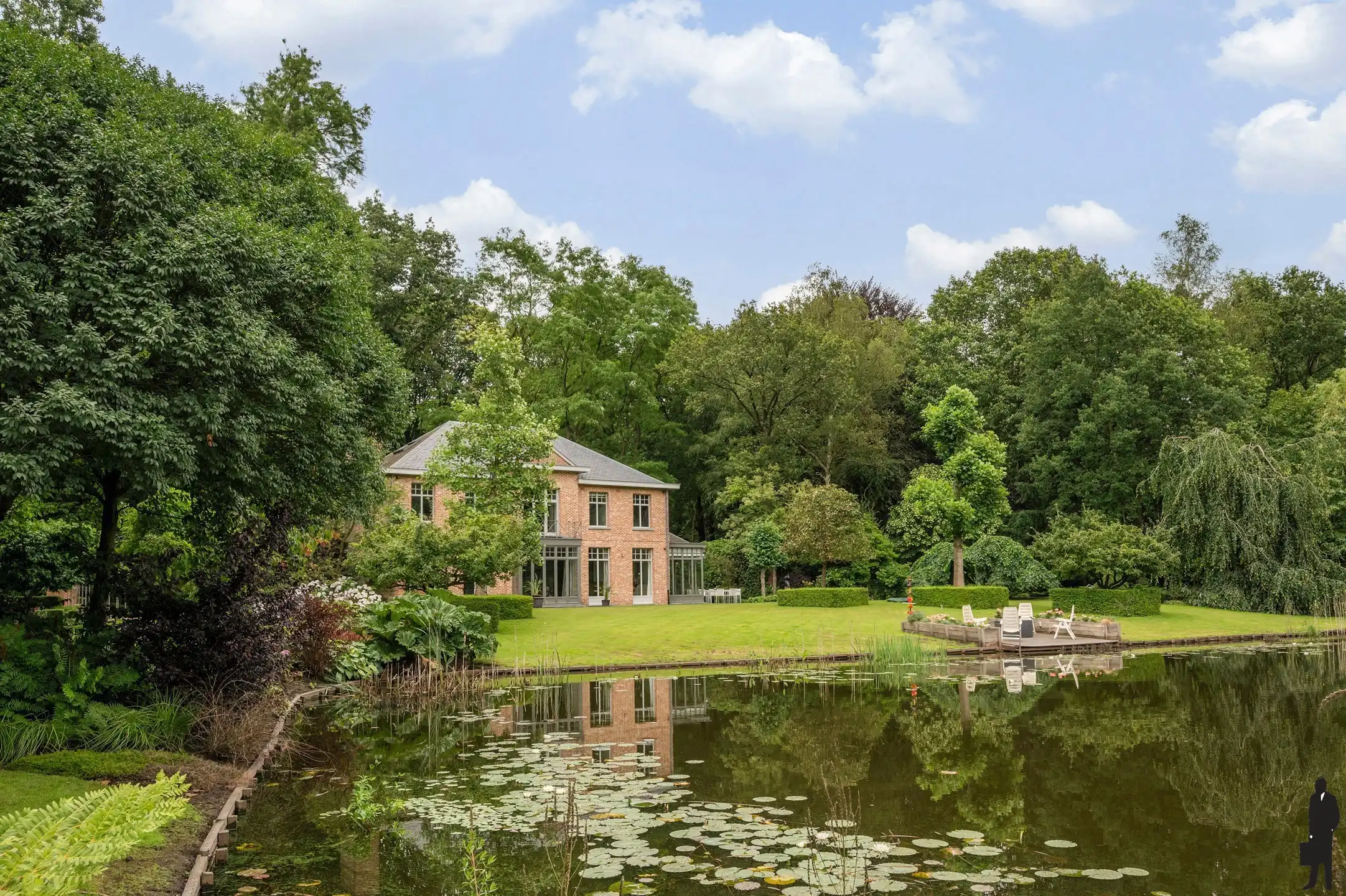 Unieke villa op een parkdomein van ca. 9.847 m²! foto 48