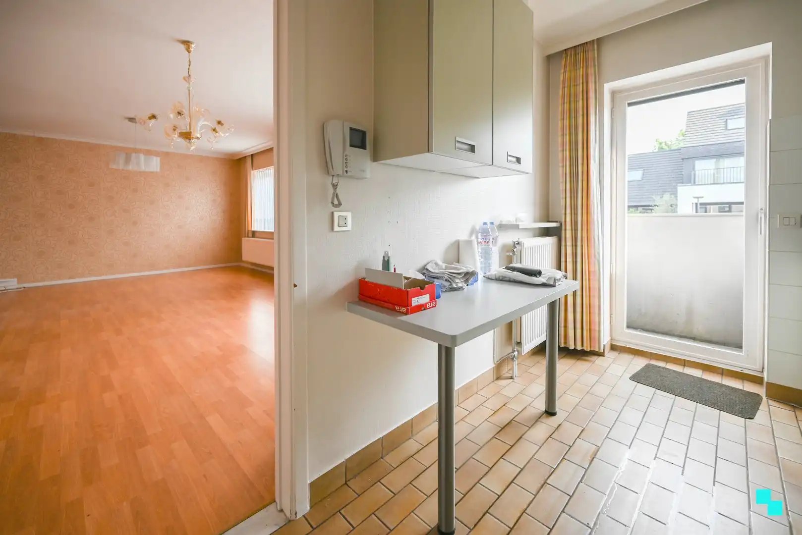 Centraal gelegen appartement in Oostrozebeke foto 10
