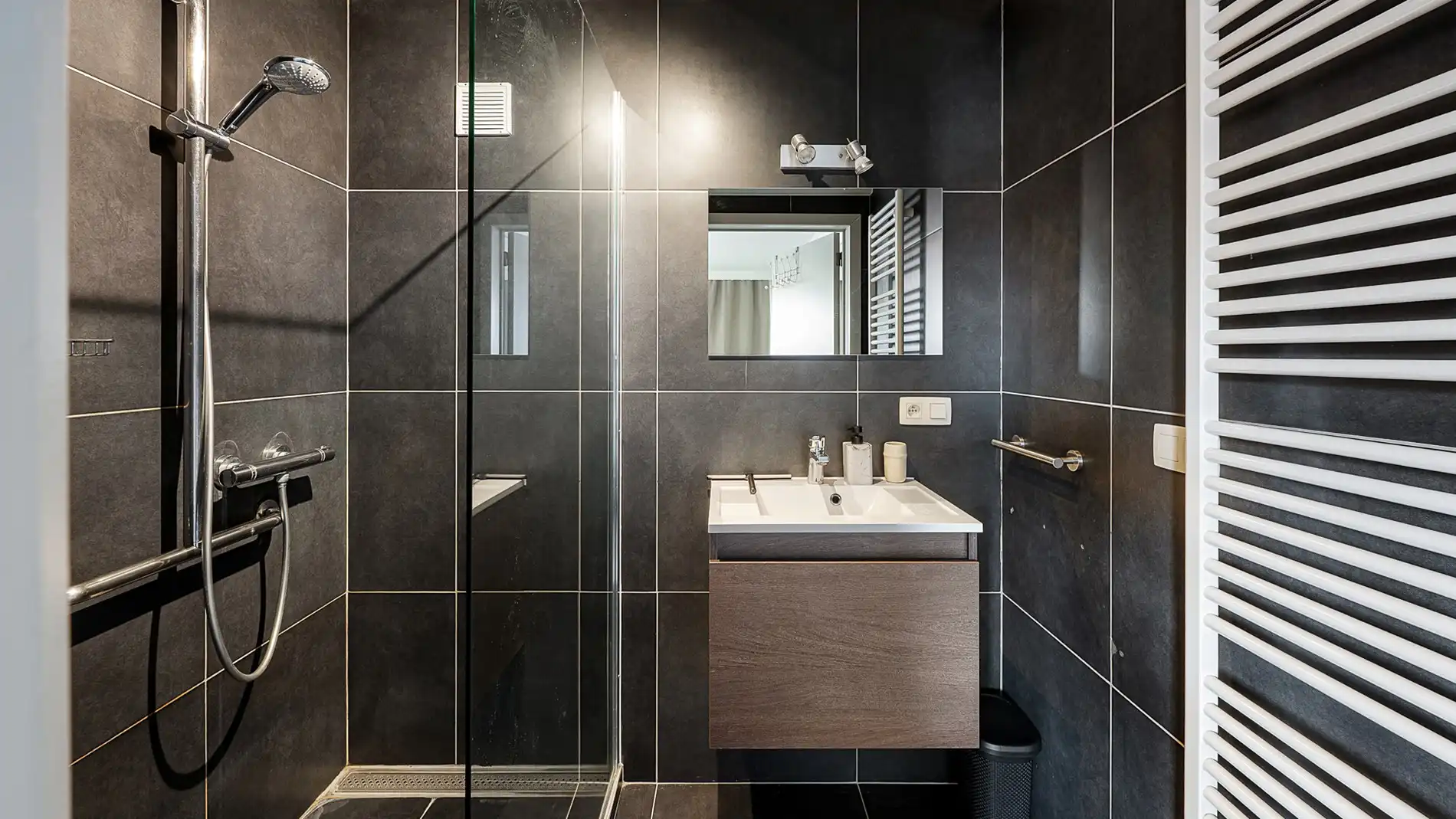 Breed appartement met 2 slpks. in centrum Knokke foto 15