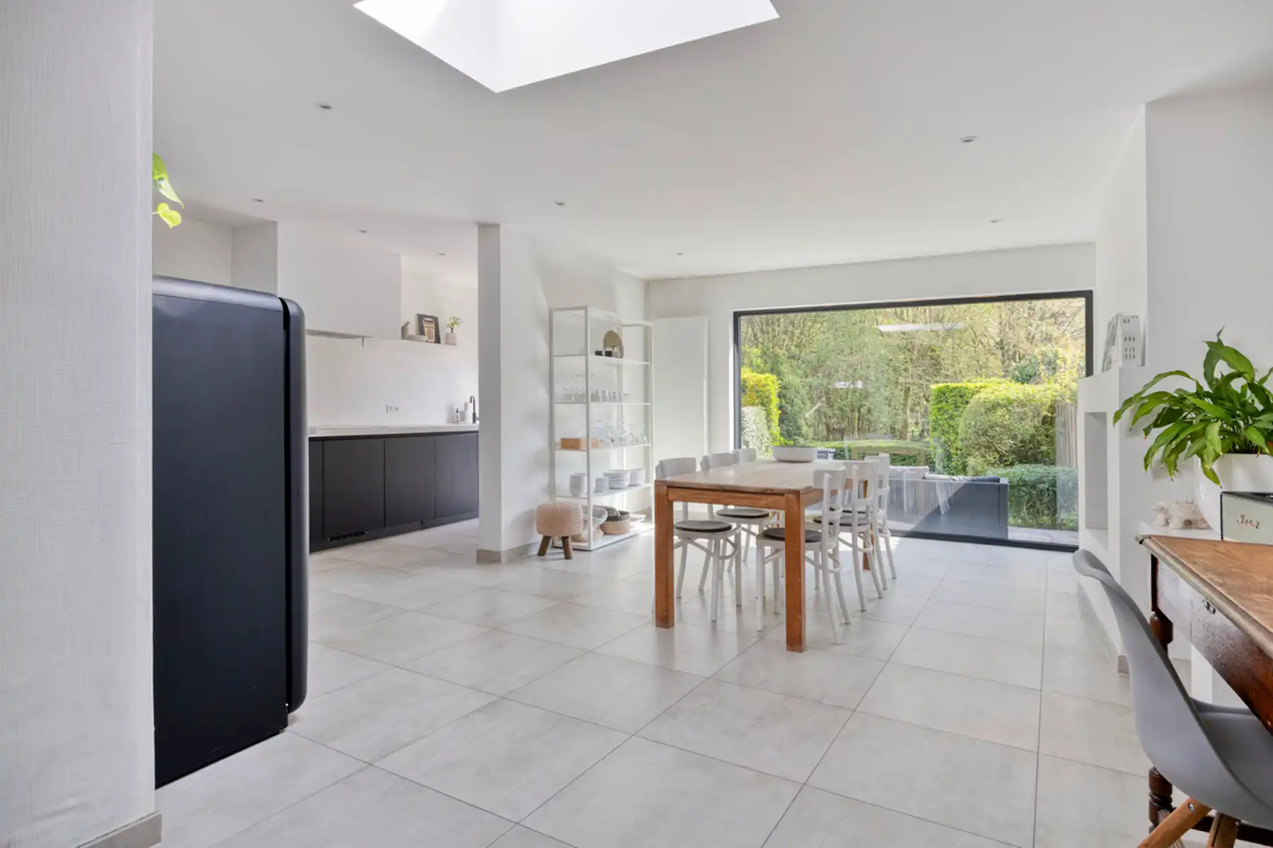 Instapklare, energiezuinige woning met commerciële mogelijkheden op topligging in Merchtem! foto 10