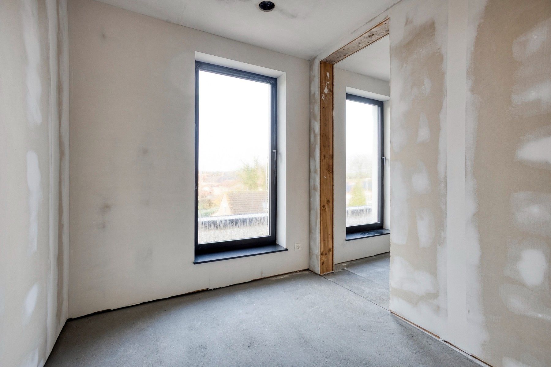 Moderne, af te werken woning op een perceel van 10a 58ca. foto 13