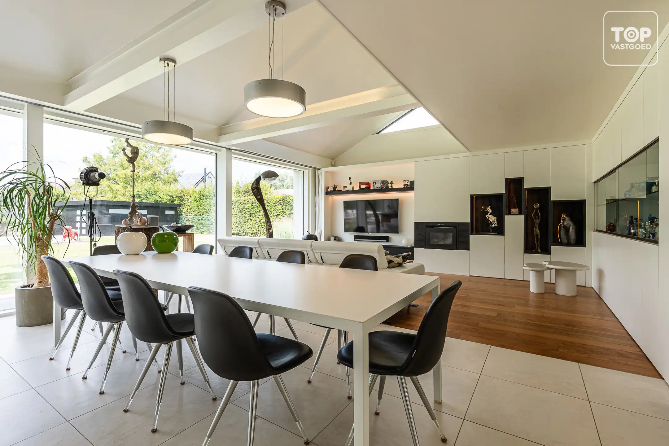 Passieve moderne villa met zwembad. foto 6