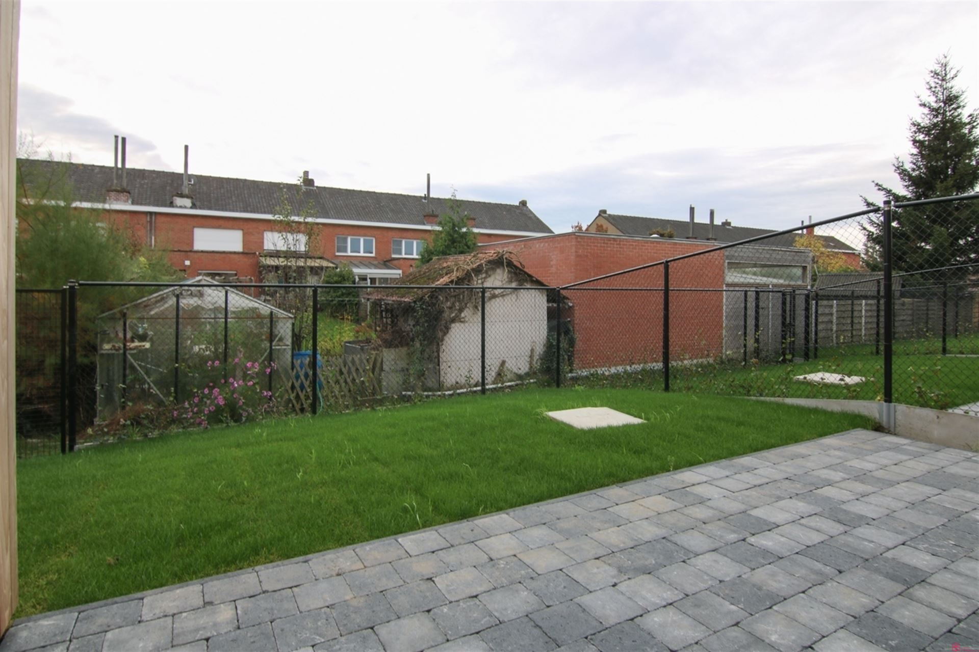 Energiezuinige woning te huur nabij het centrum van Wevelgem foto 13