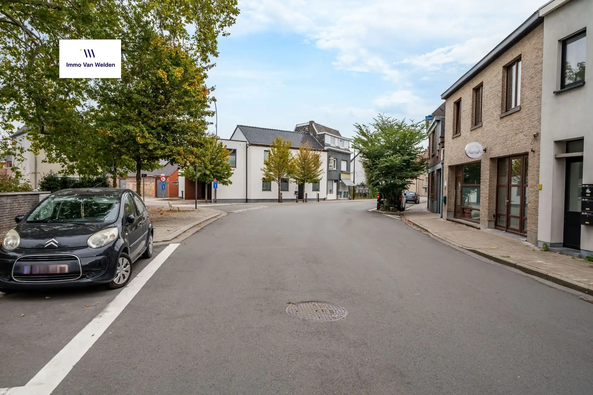 Ruim appartement met twee terrassen te Eine foto 12