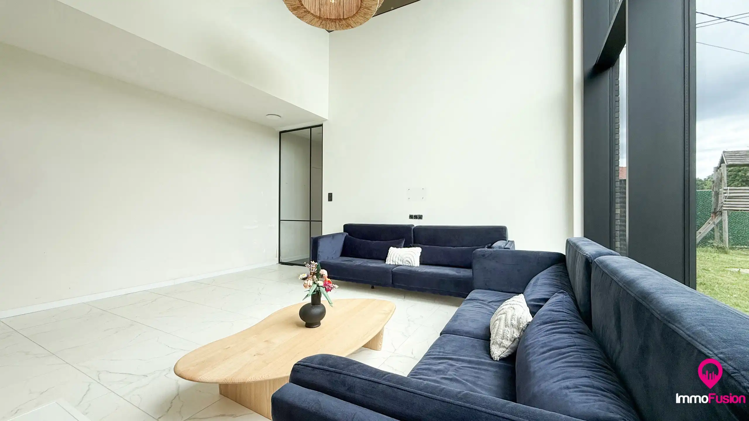 Instapklare villa met 4 slpk., laadpaal en zonnepanelen! foto 8