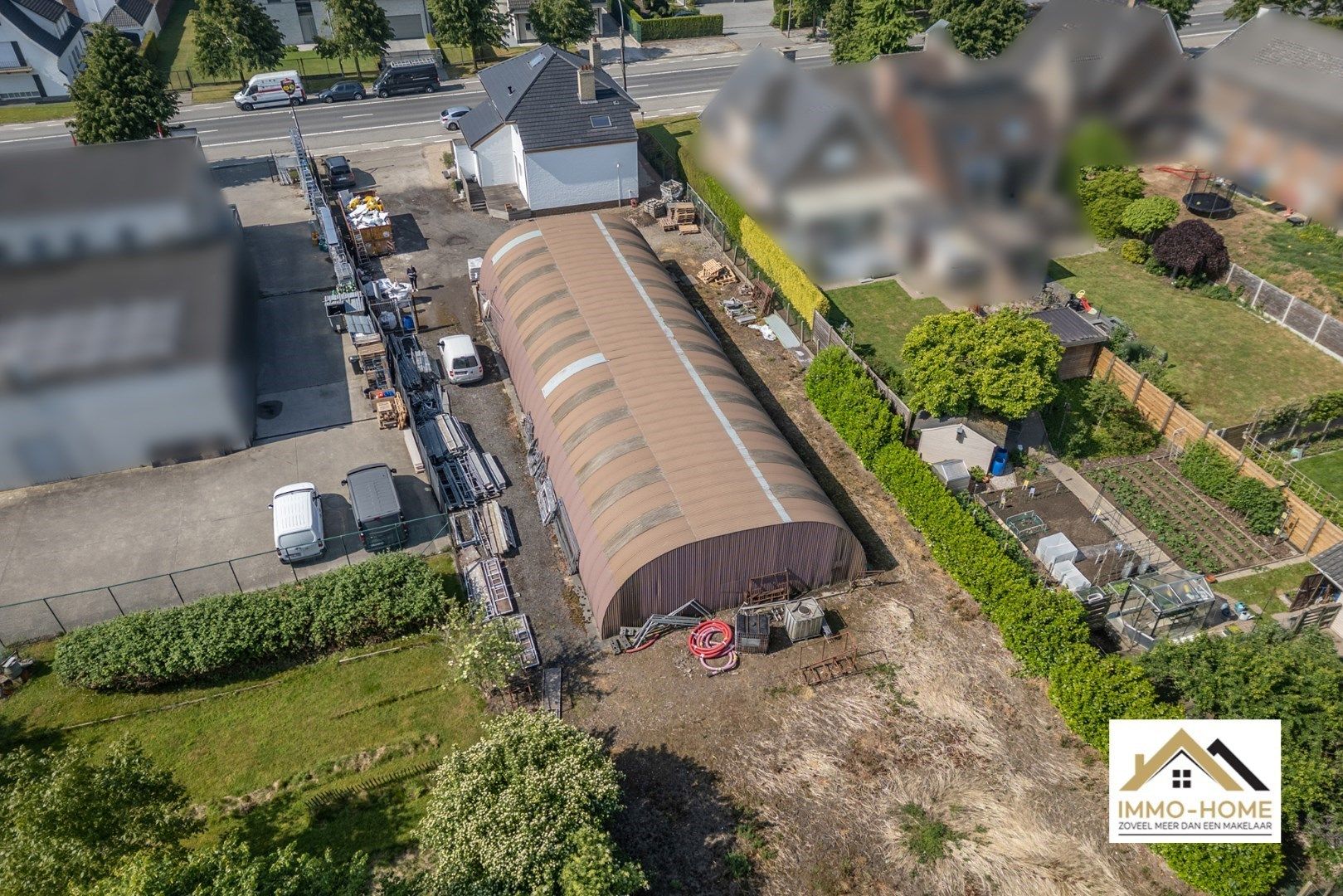 Eigendom( 2 appartementen) met loods en bijzonder veel potentieel foto 19