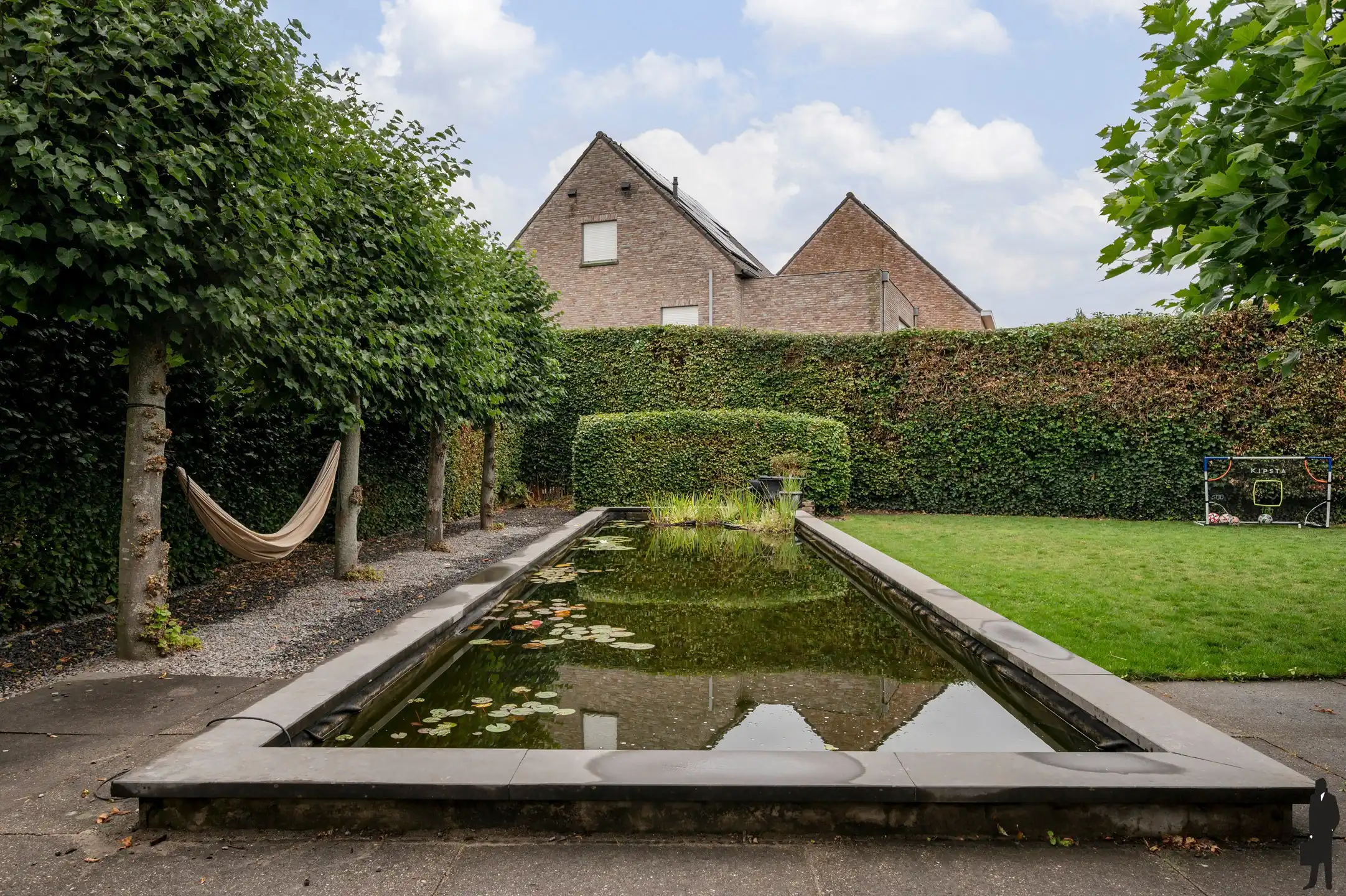 Moderne woning met 332m² bewoonbare oppervlakte foto 62