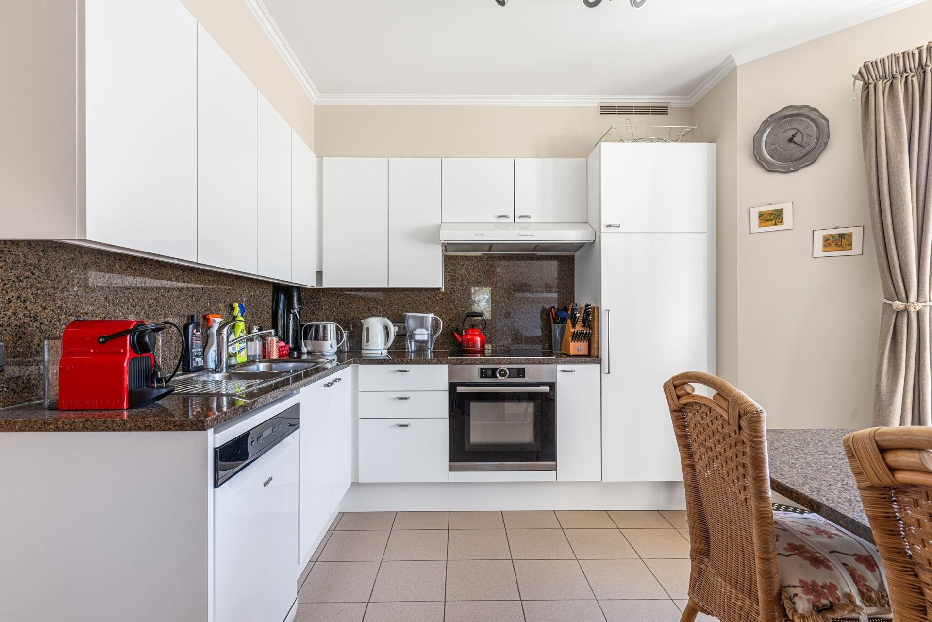 Instapklaar en energiezuinig appartement in groene omgeving! foto 3