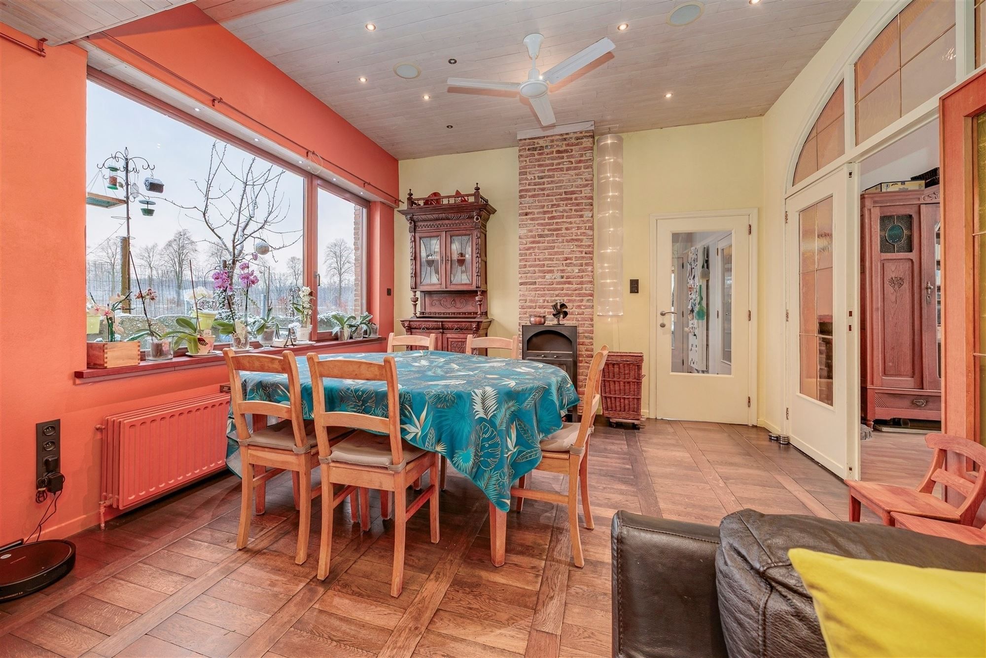 Instapklare woning met grote tuin en prachtig zicht op weilanden foto 7