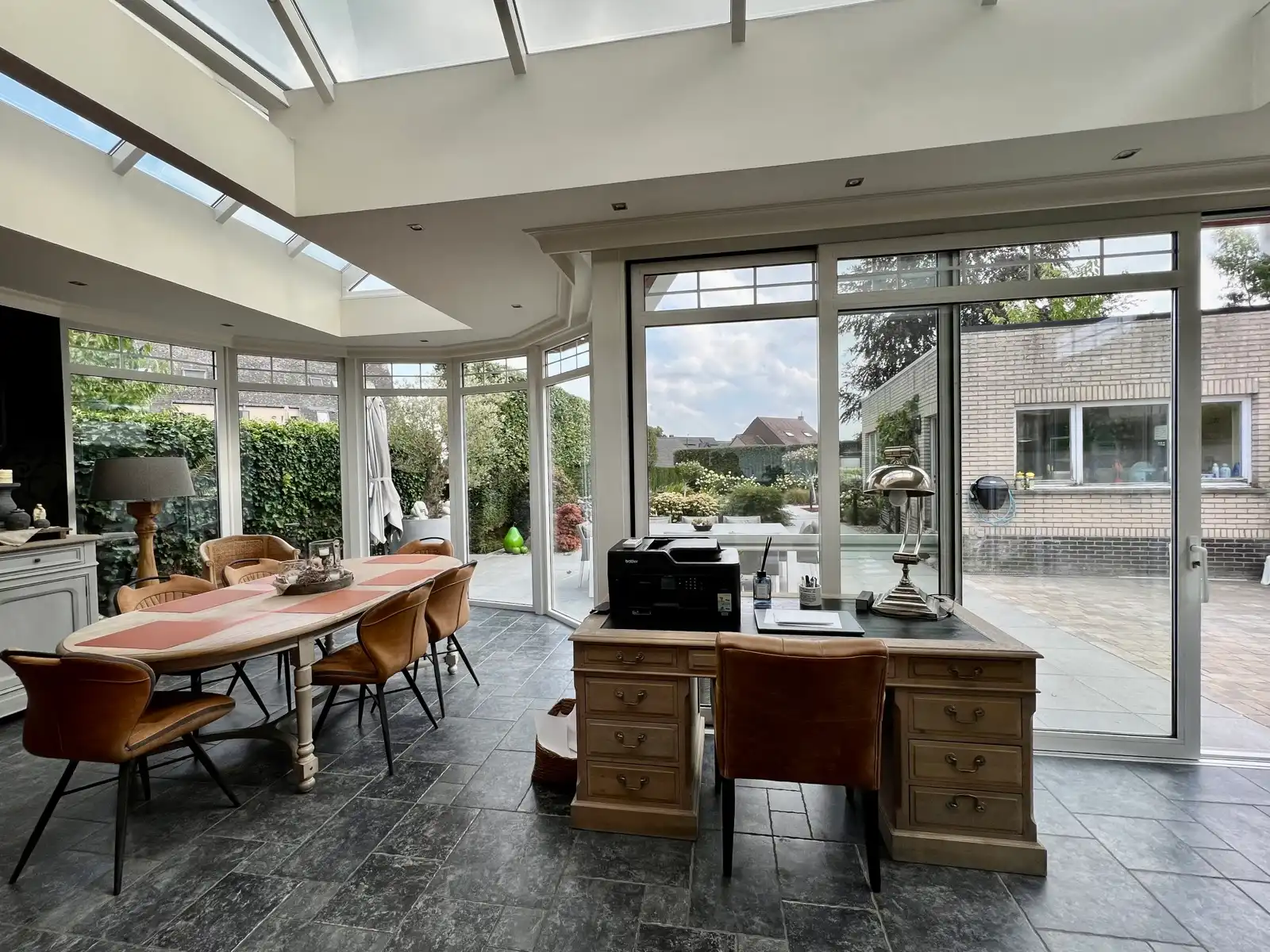 Luxe woning met alle comfort, prachtige leefveranda en tuin. foto 10