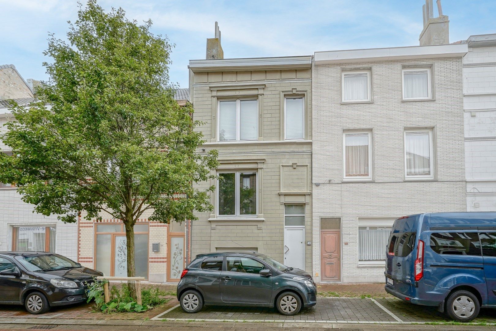 Hoofdfoto van de publicatie: Karaktervolle woning te koop te Oostende